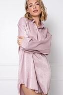 Pyjamasklänning med långa ärmar, ficka och krage